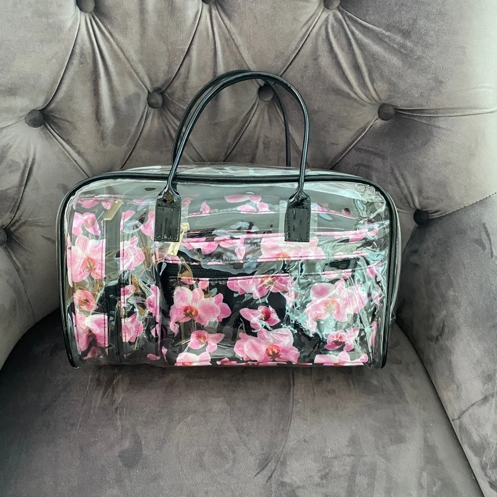 Sedafrance NWT 4 Piece Travel set